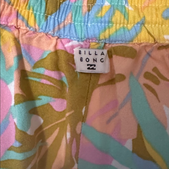 Billabong Multicolor Tropical Women's Shorts Size Large Beach Summer Resortwear - Picture 3 of 6